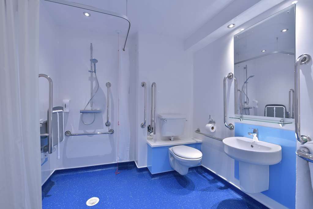 Travelodge Ely Oda fotoğraf